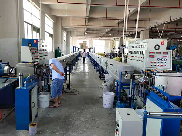 硅膠押出機(jī)械